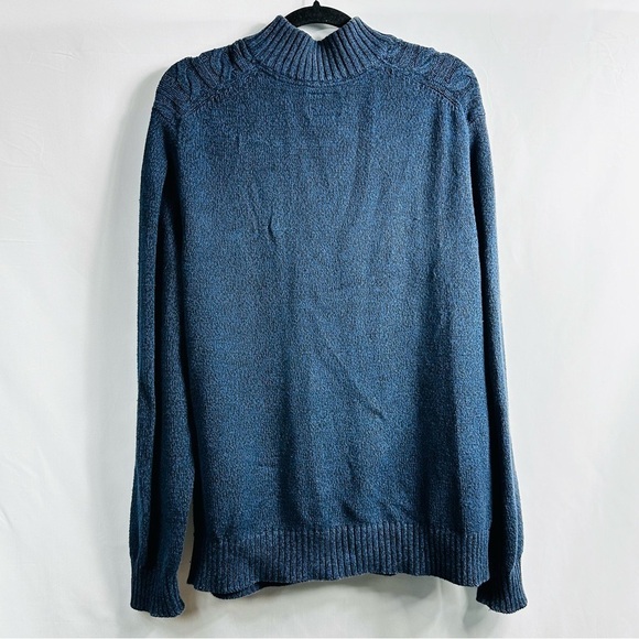 St. John’s Bay Men’s Sz Large 100% Cotton Blue Cable Knit Pullover Sweater - Picture 2 of 7